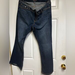 Luxe Slim Boot Jeans